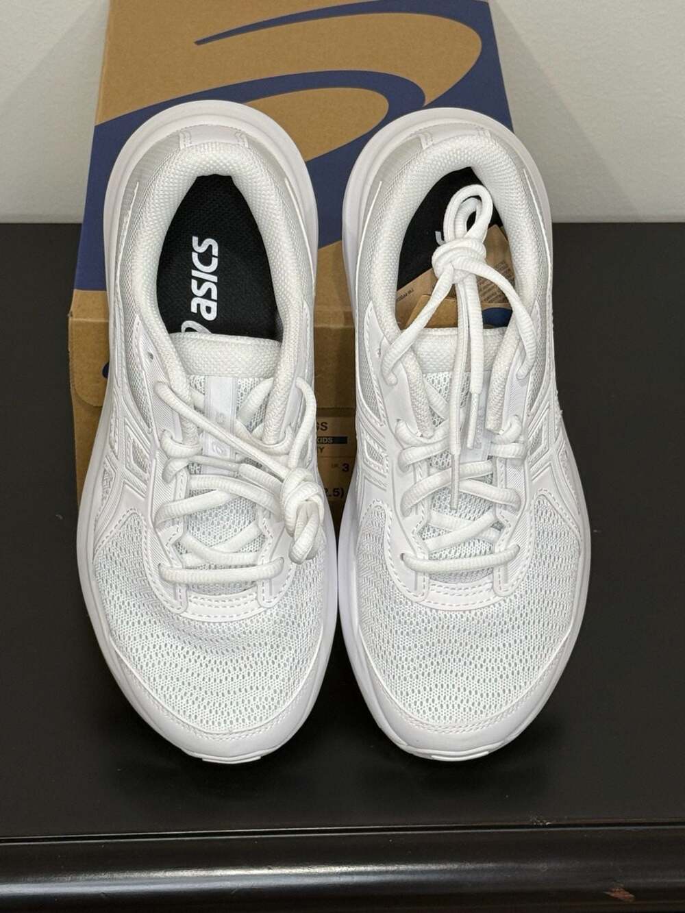 Asics Contend 9 GS Kids Running Shoes White Size 4